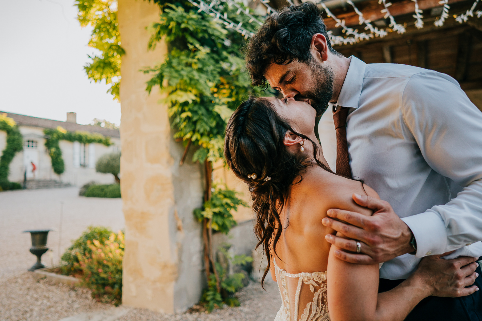chateau-de-st-paul-wedding-photographer 10 – Alan Law Photography Though it may look like a portrait, it's actually the couples First Dance, outside at Château de St Paul.